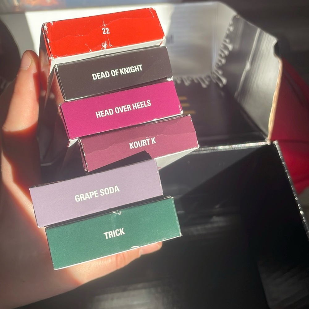 Kylie cosmetics x6 lip liner and lip stick combo, never used